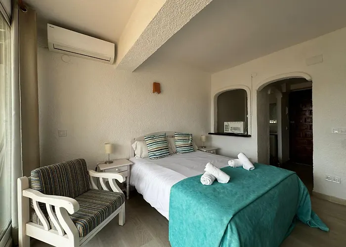 Apartamentos Strand Javea